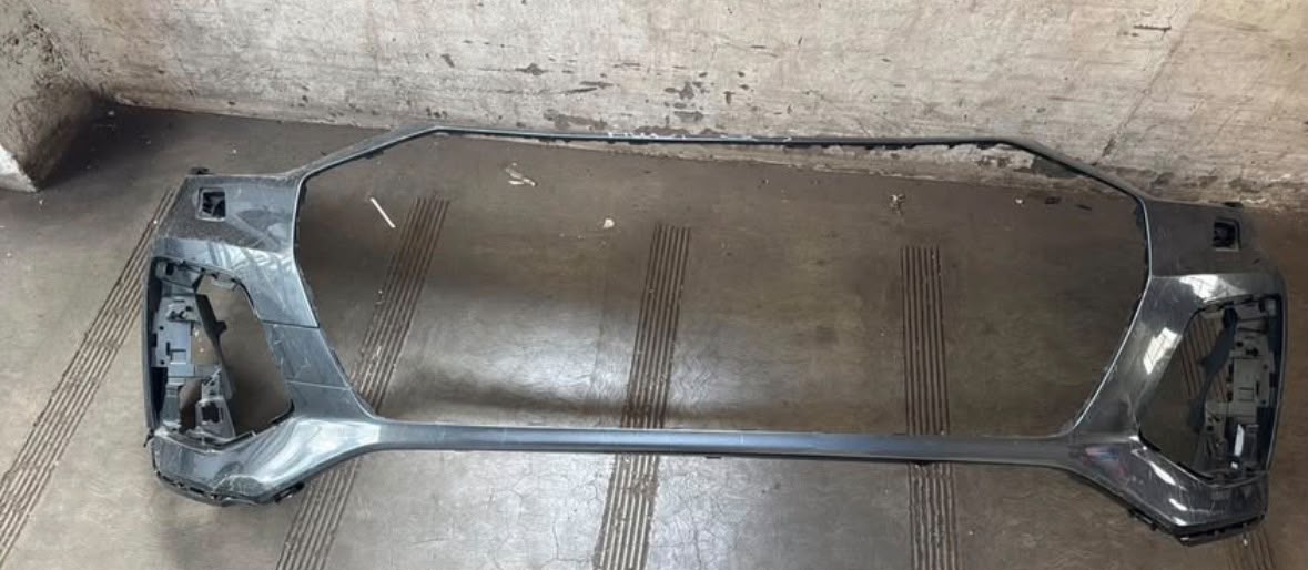 AUDI Q5 FRONT BUMPER