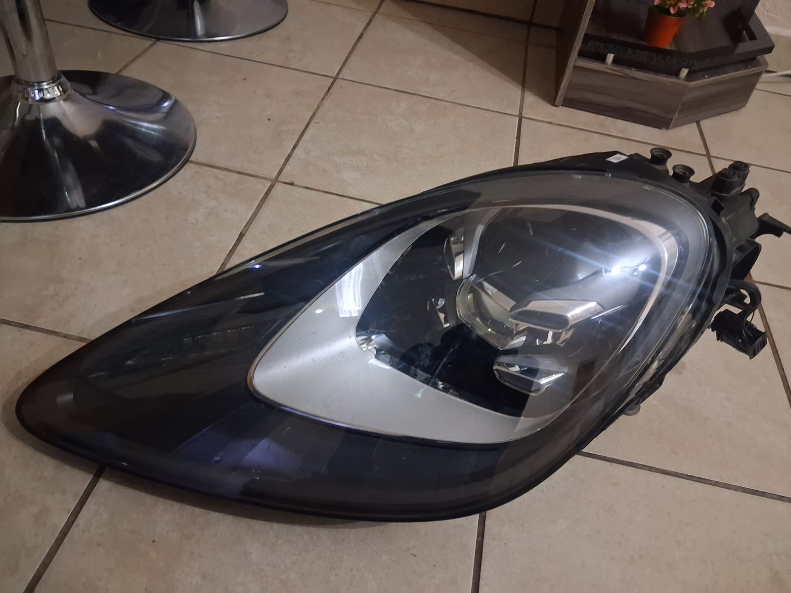 Porsche Cayenne Xenon headlight