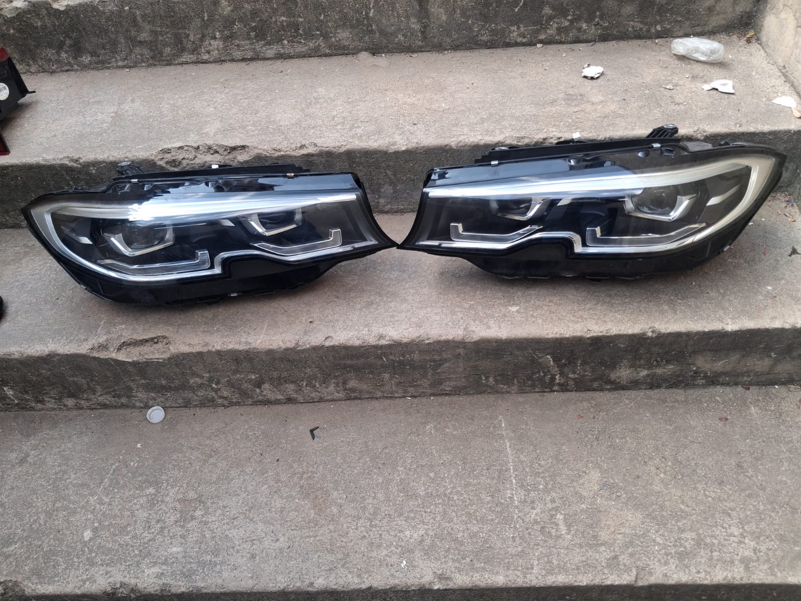 BMW G20 Xenon headlights