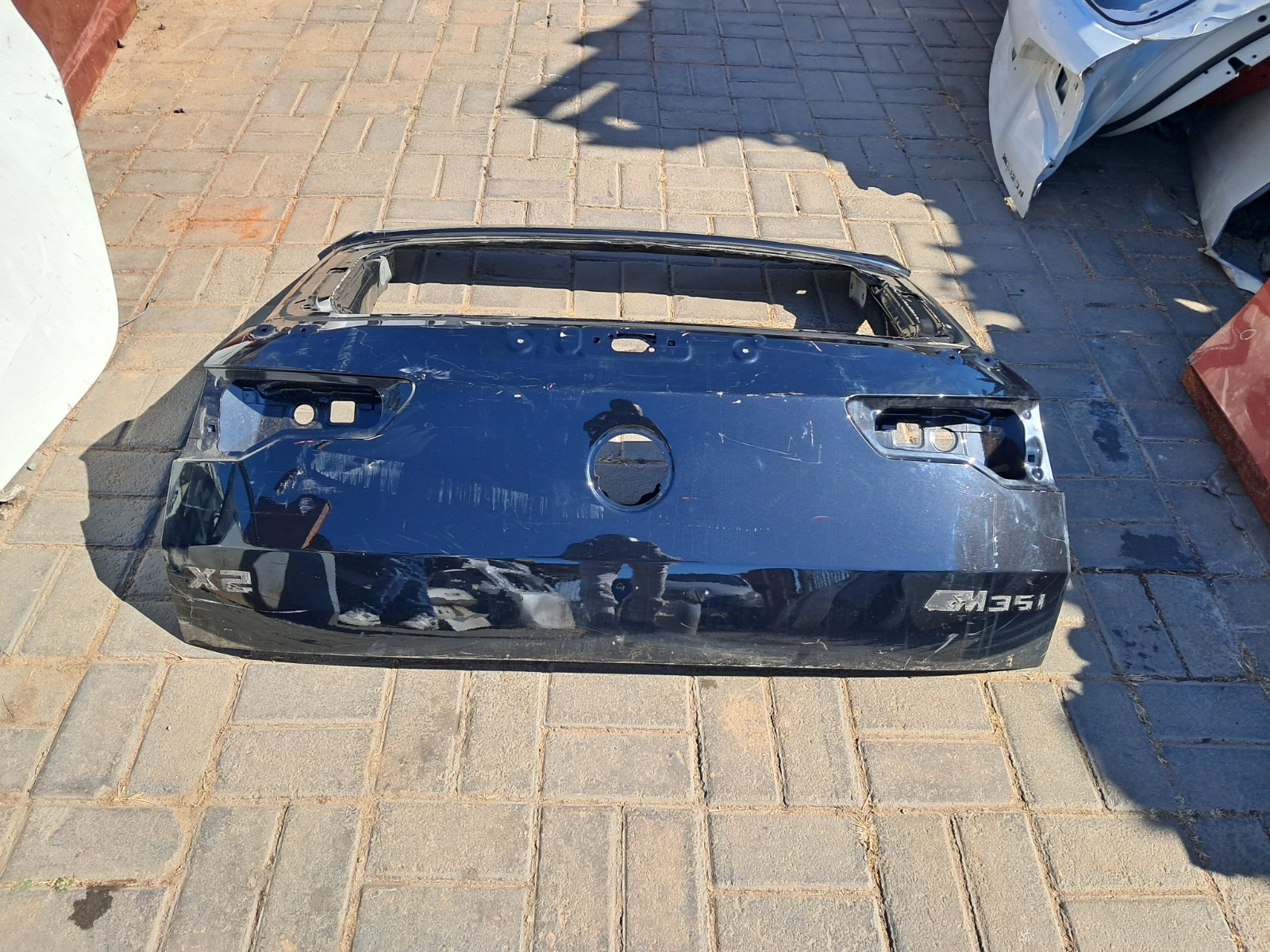 BMW X2 u10 tailgate