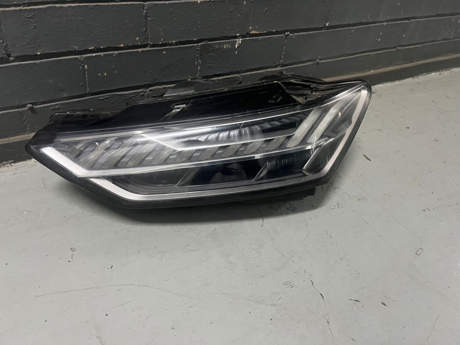 AUDI RS7 headlights