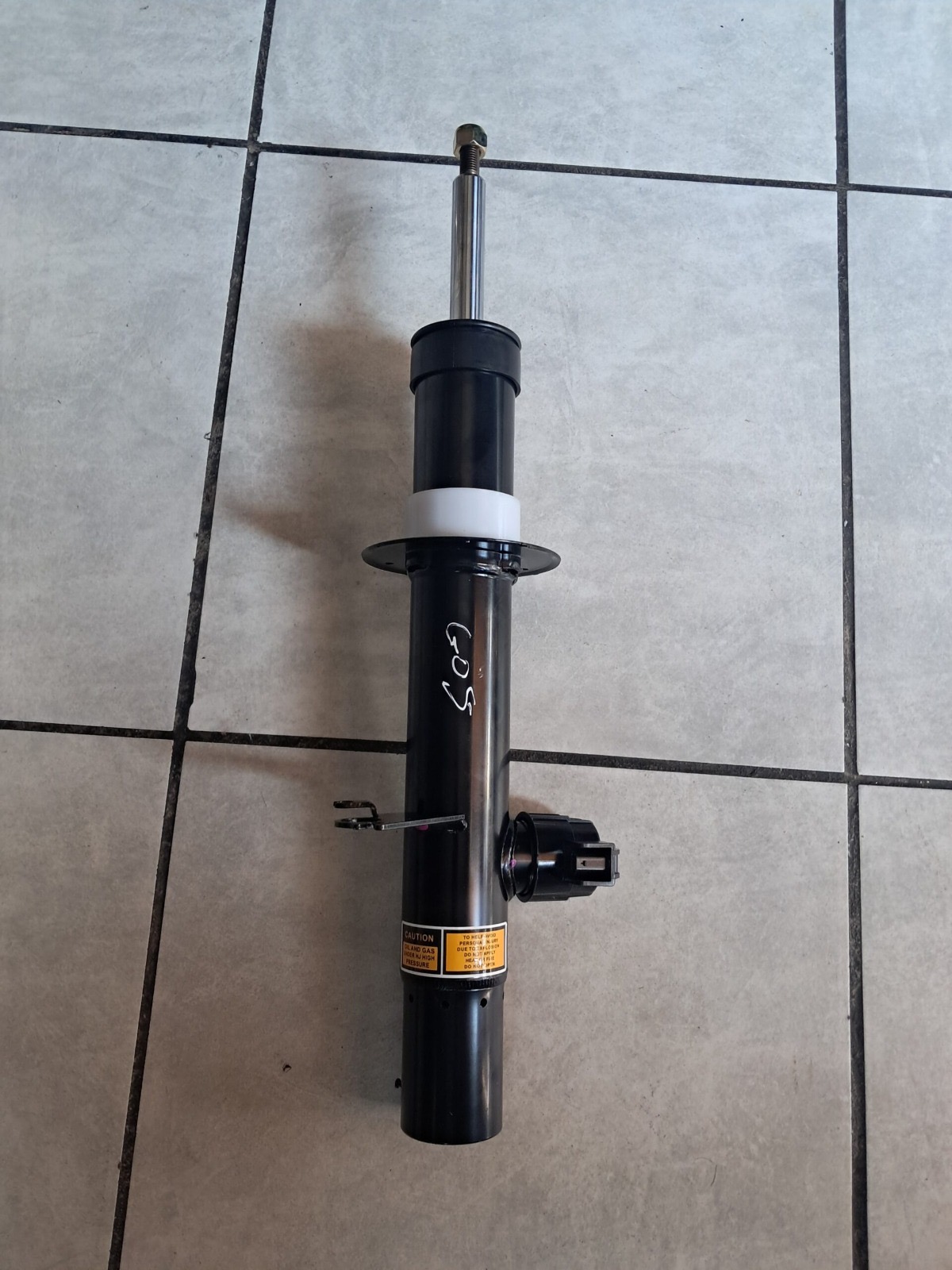 BMW X3 GO1 x4 GO2 front shocks