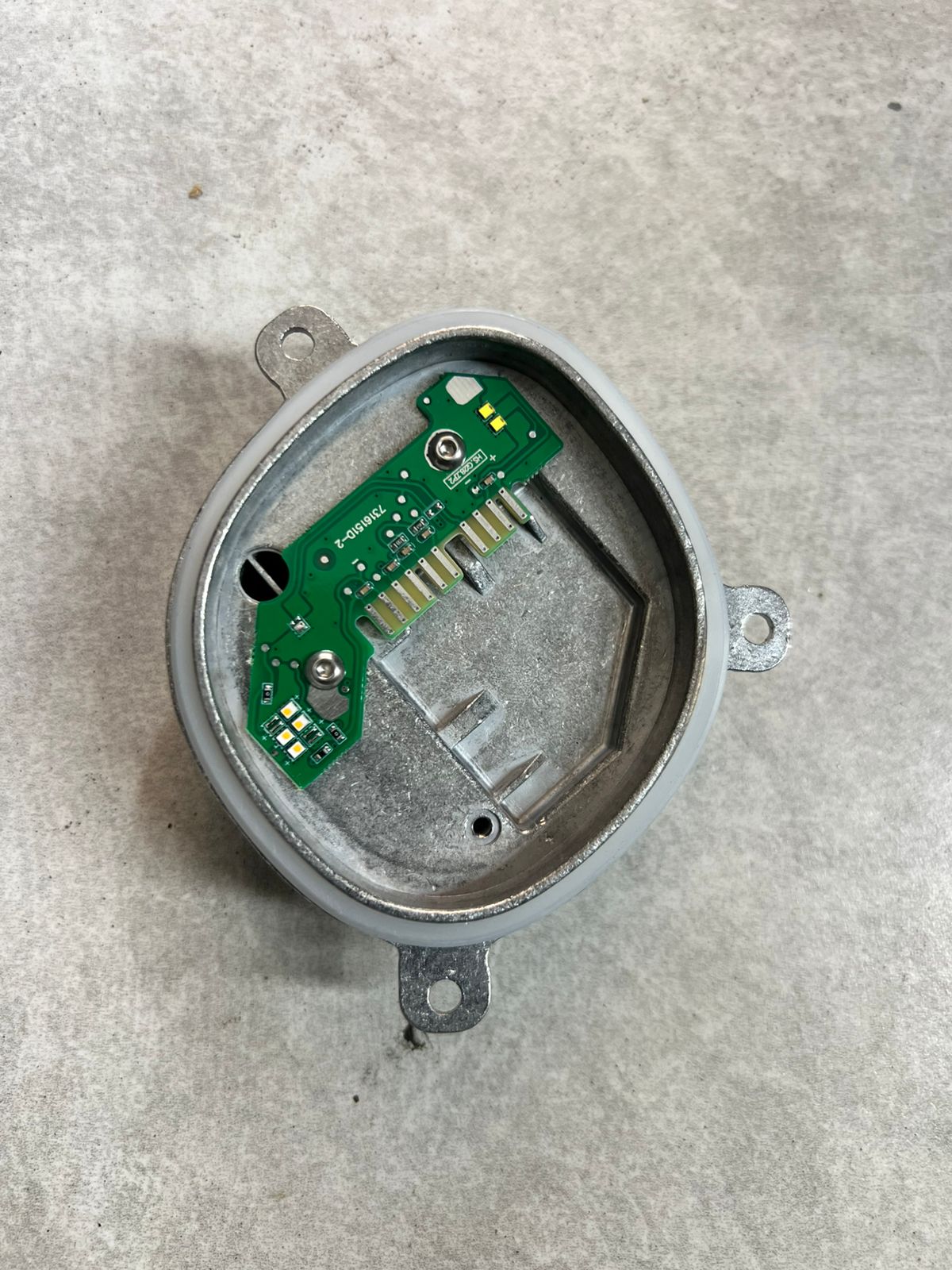 BMW 3 series G20 headlights indicate module